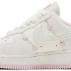 Air Force 1 Low 'Valentine's Day 2025 - Image 2