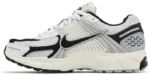 Air Zoom Vomero 5'Photon Dust Black - Image 2